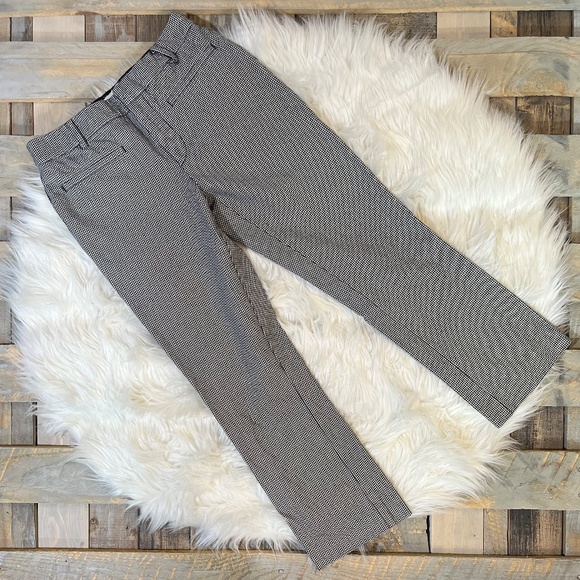 EUC. Houndstooth {Anthropologie} Essential Low Rise Slim Ankle Pants | 4 · Small - Picture 3 of 16
